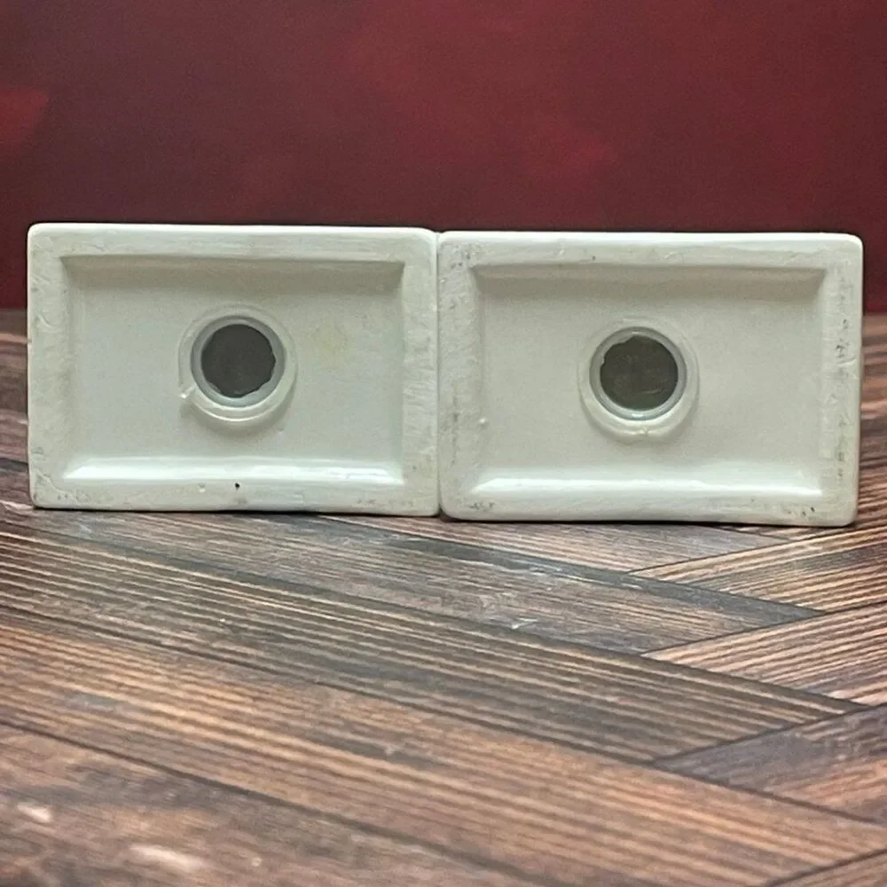 Vintage 1990s Souvenir Las Vegas Salt & Pepper Shakers – Fun & Collectible